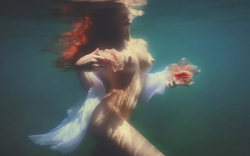 underwater nude photography-10