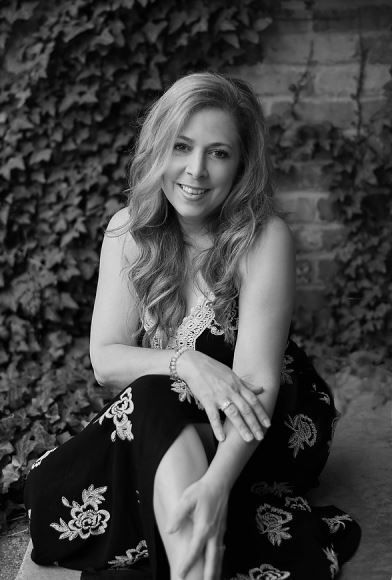 Black and white photo