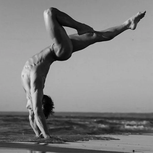 male nudes ideas, men nude ideas, positioning for male nude, nude poses men, nude poses for men, male nude photography poses, nude male art poses, nude male photography poses