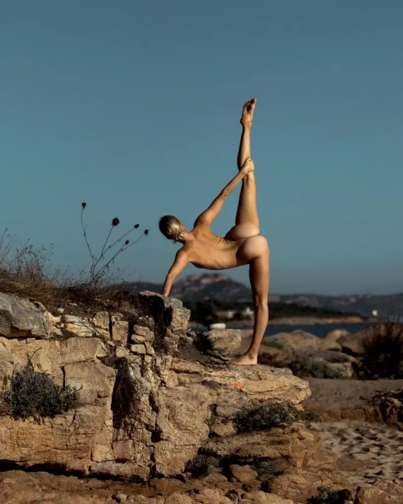 Pose Location #2