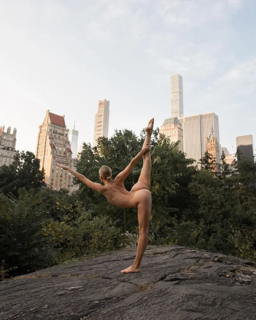 Pose Location #4