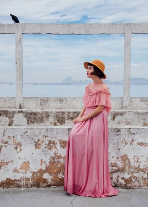 Full Body Portrait Posing | 19 Secret Tips For Photographers