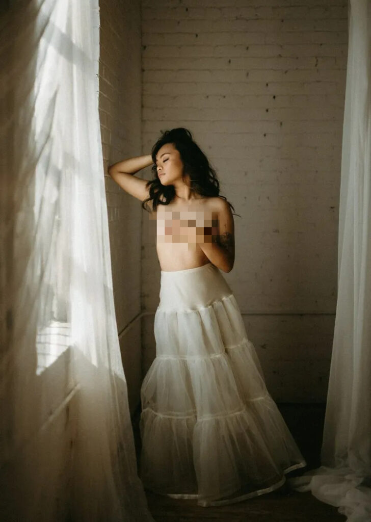 nude wedding images, nude wedding photograph, topless bridal photo, topless wedding photo