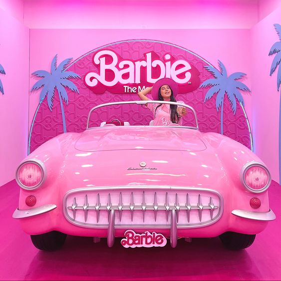 barbie photoshoot props