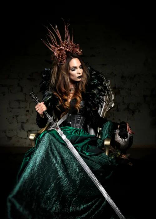 witch photography, witch themed photoshoot, witch photoshoot ideas, gothic photoshoot ideas, witchy photoshoot, witch photoshoot outfit ideas, witchy photoshoot ideas, best friend witch photoshoot, witch poses