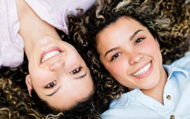 2 sisters photoshoot ideas at home, 3 sisters photoshoot ideas at home, 2 sisters photoshoot ideas, sister photoshoot ideas, sisters photoshoot ideas, sister poses for photoshoot, sisters photoshoot, sister photoshoot poses